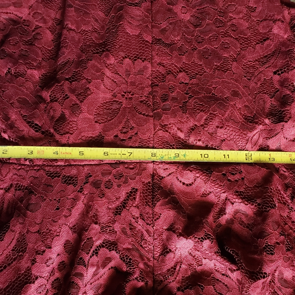 Dress - Picture 3 of 10